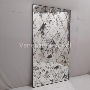 VM 014125 Distressed Wall Mirror