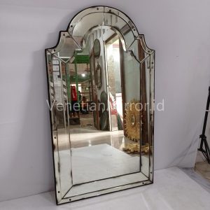VM 014128 Antique Wall Mirror