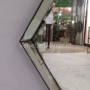 VM 014132 Hexagonal Antique Mirror