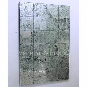 VM 018016 Mosaic Silver Wall Mirror
