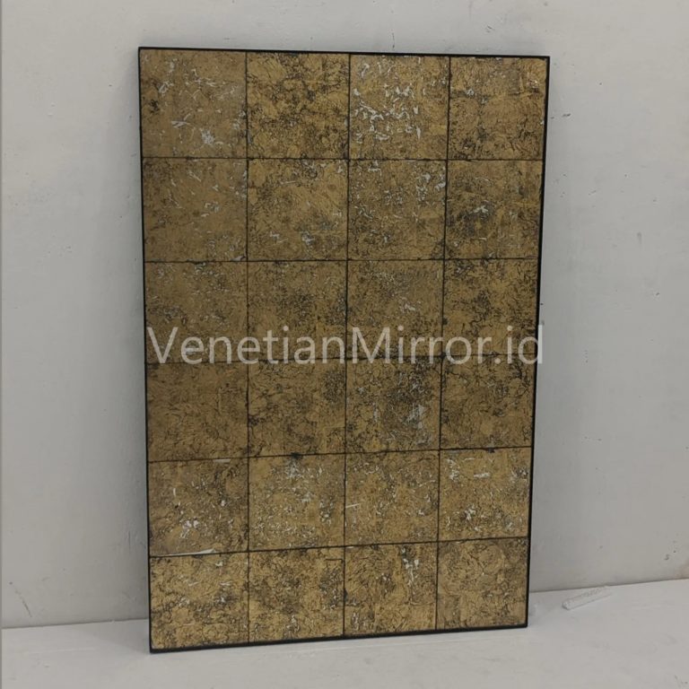 VM 018022 Mosaic Eglomise Mirror Gold