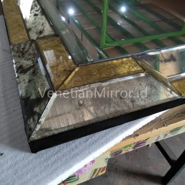 VM 018023 Eglomise Rectangular Mirror