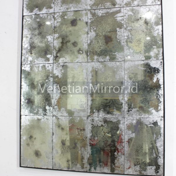 VM 018039 Mosaic Tiara Eglomise Mirror