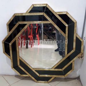 VM 018048 Eglomise Black Mirror List Gold
