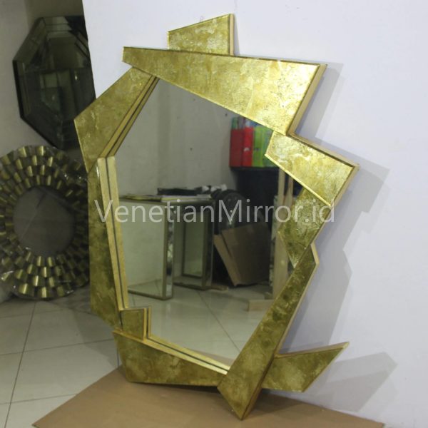 VM 018049 Vere Eglomise Mirror