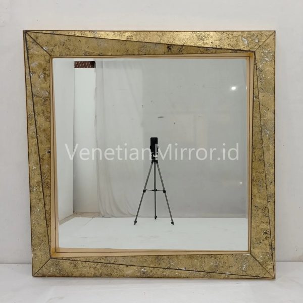 VM 018052 Rectangular Eglomise Mirror