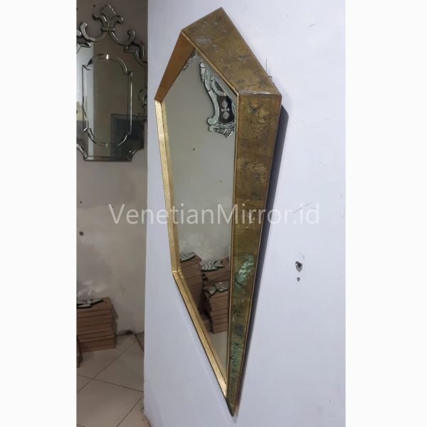 VM 018053 Vere Eglomise Mirror