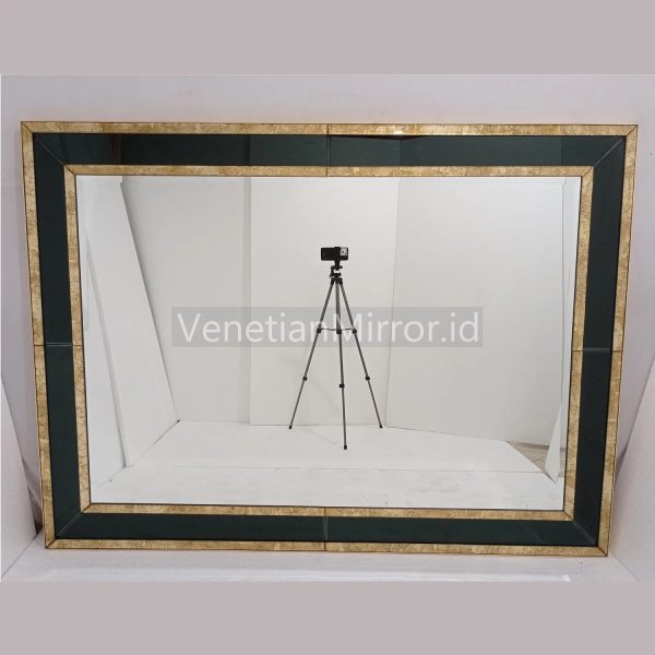 VM 018063 Modern Mirror List Gold Leaf