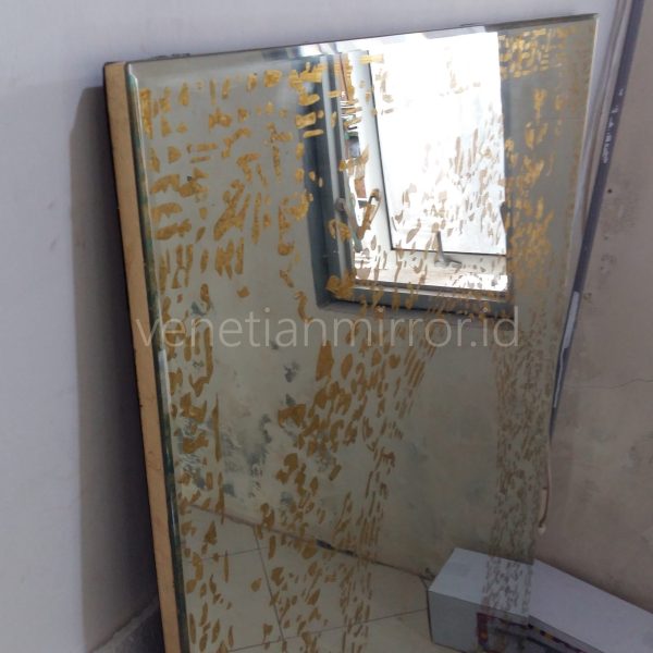 VM 020004 acid gold wall mirror