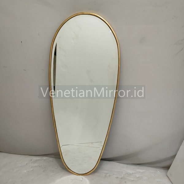 VM 004682 Gold Oval Wall Mirror Beaded
