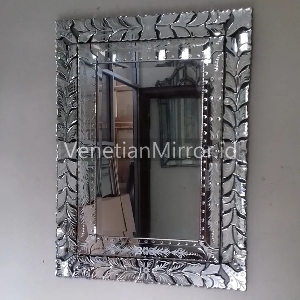 VM 080011 Venetian Mirror Full Crown