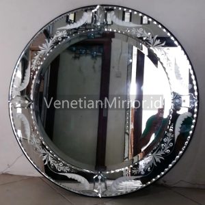 Round Venetian Glass Mirror