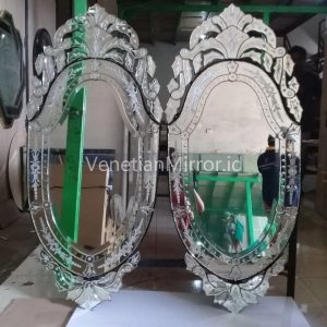 VM 080036 Venetian Oval Mirror Large