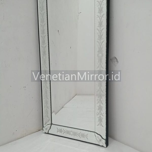 VM 080071 Venetian Long Mirror
