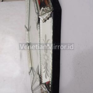 VM 080085 Octagonal Venetian Mirror
