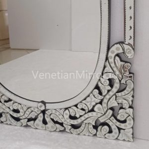 Elegant rectangular Venetian mirror for luxury interiors