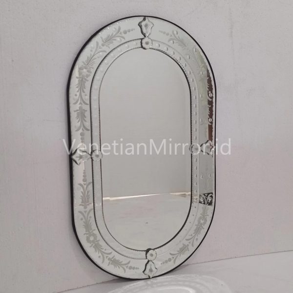 VM 080093 Venetian Oval Mirror Capsule