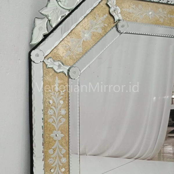 VM 080101 Venetian Mirror list Gold Leaf