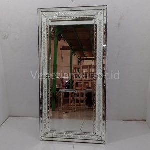 VM 080102 Venetian Rectangular Mirror
