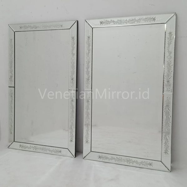 VM 080105 Venetian Wall Mirror