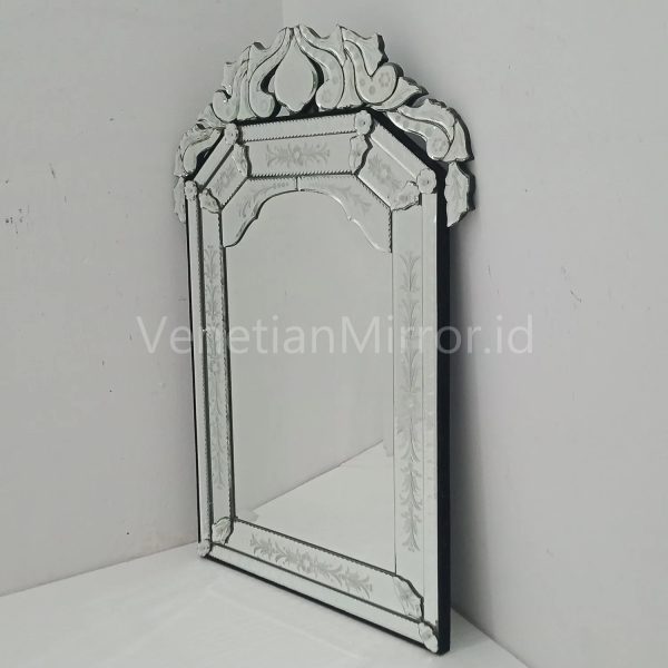 VM 080107 Venetian Wall Mirror