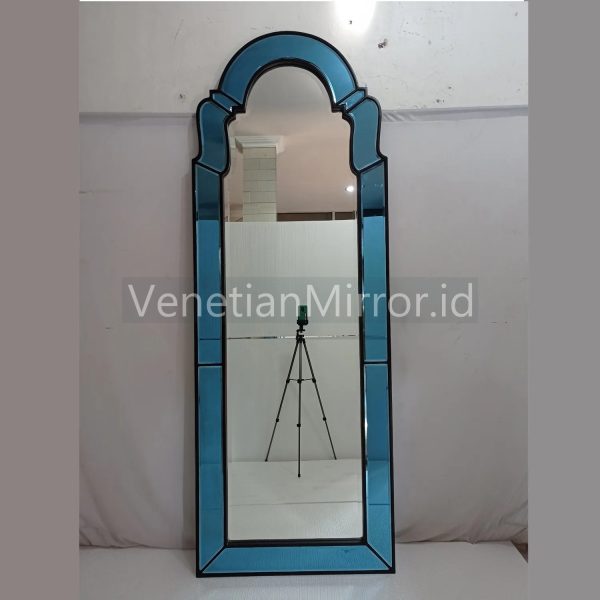 VM 004656 Wall Mirror Long Frame Blue
