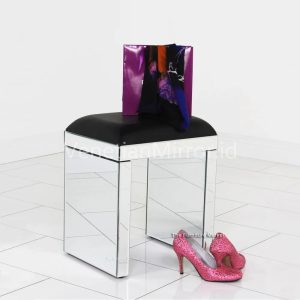 VM 006244 Venetian Compact Mirrored Console Table