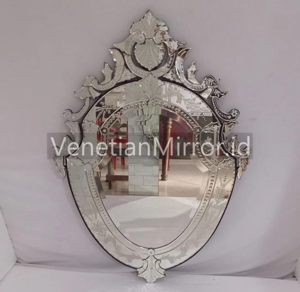 VM 001130 Venetian Mirror Ruby